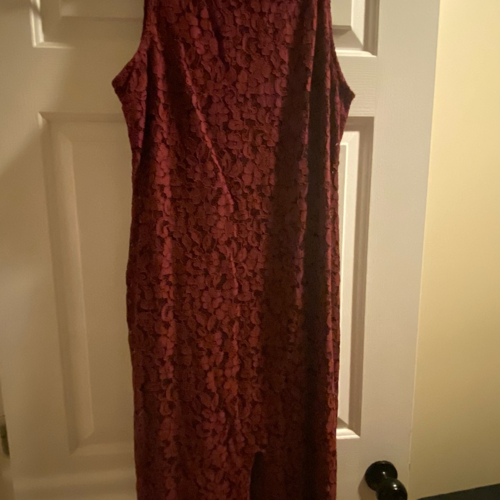 Vici Burgundy Floral Lace Midi Dress